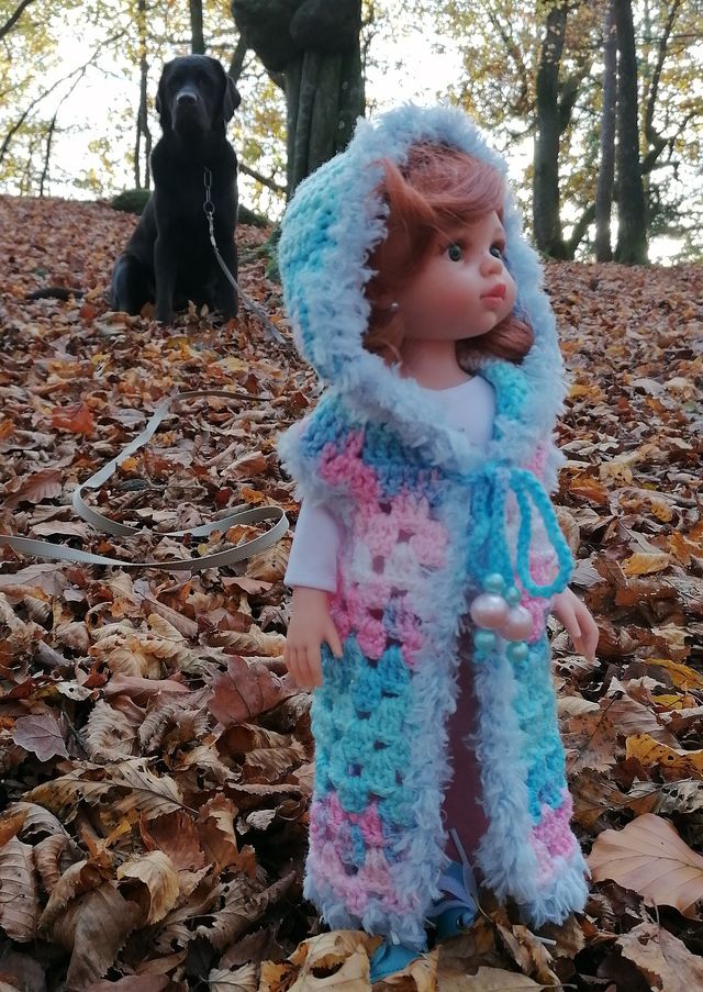 Dúhová vestička pre bábiku