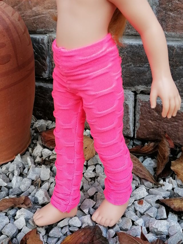 Ružové neo legínky pre Paola Reina
