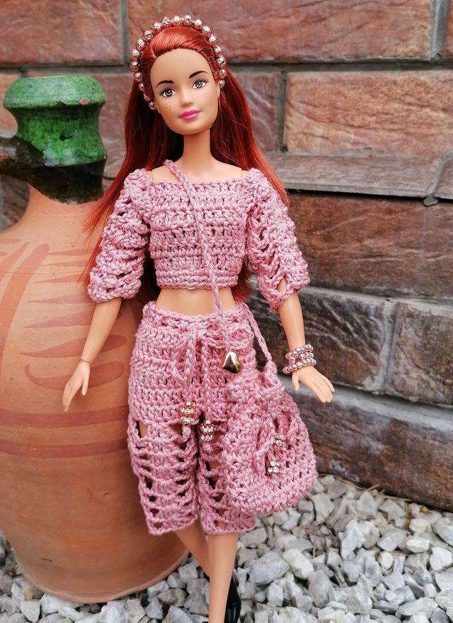 Háčkovaný komplet pre Barbie