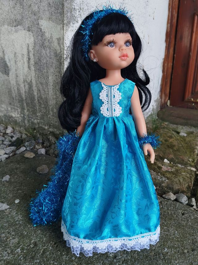 Tyrkysové princeznovské šaty pre Paola Reina